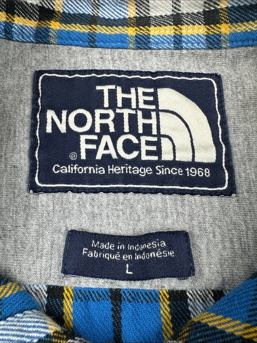 The North Face Size L Blue, White & Black Plaid Button-Down Shirt | Casual